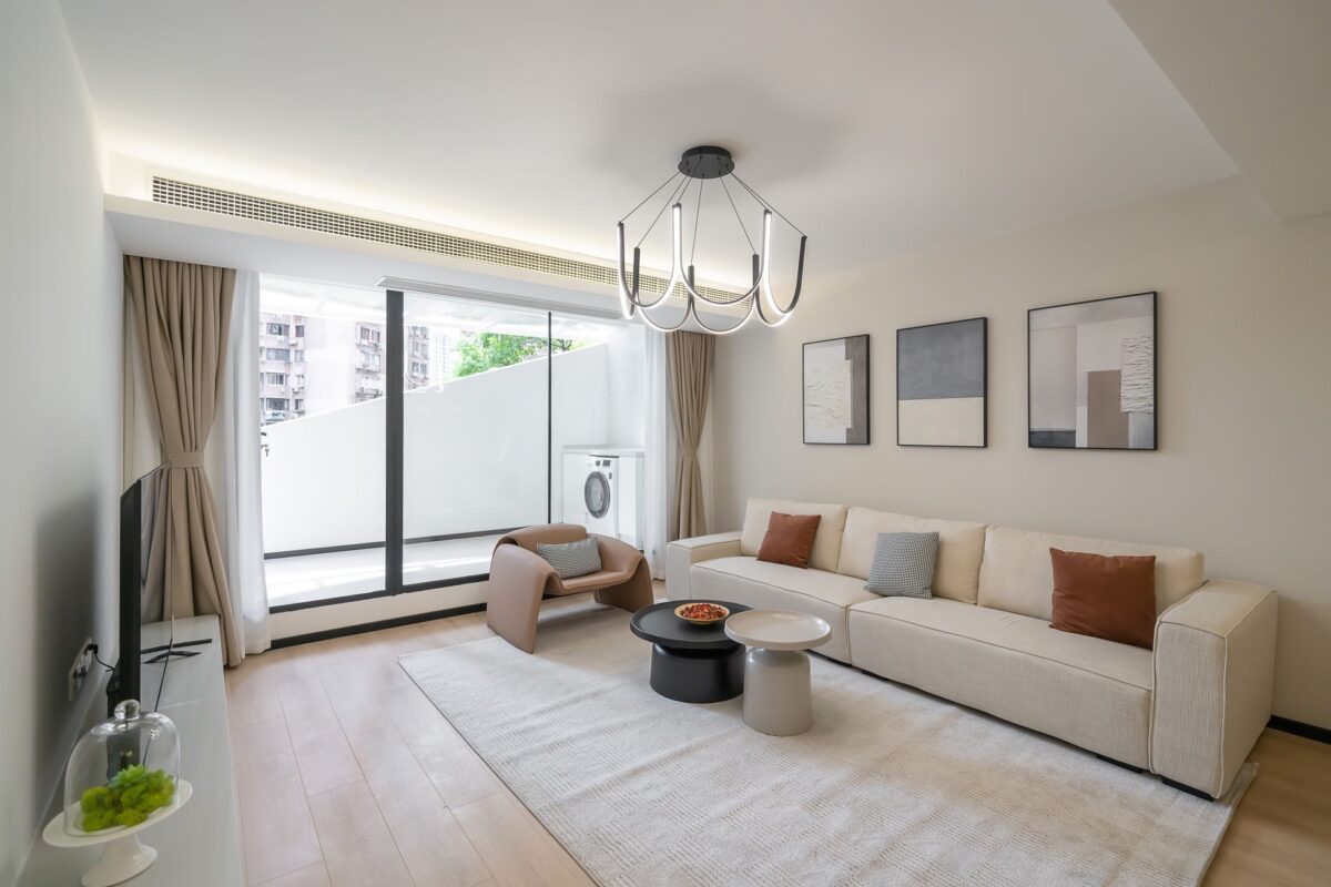 3br 2ba，23k，jing’an temple（line2/7）