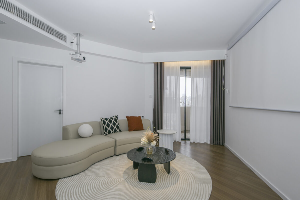 2br，13.5k，changping rd(line7)
