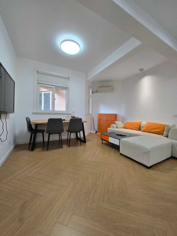 2br，13k，changping rd（line7）