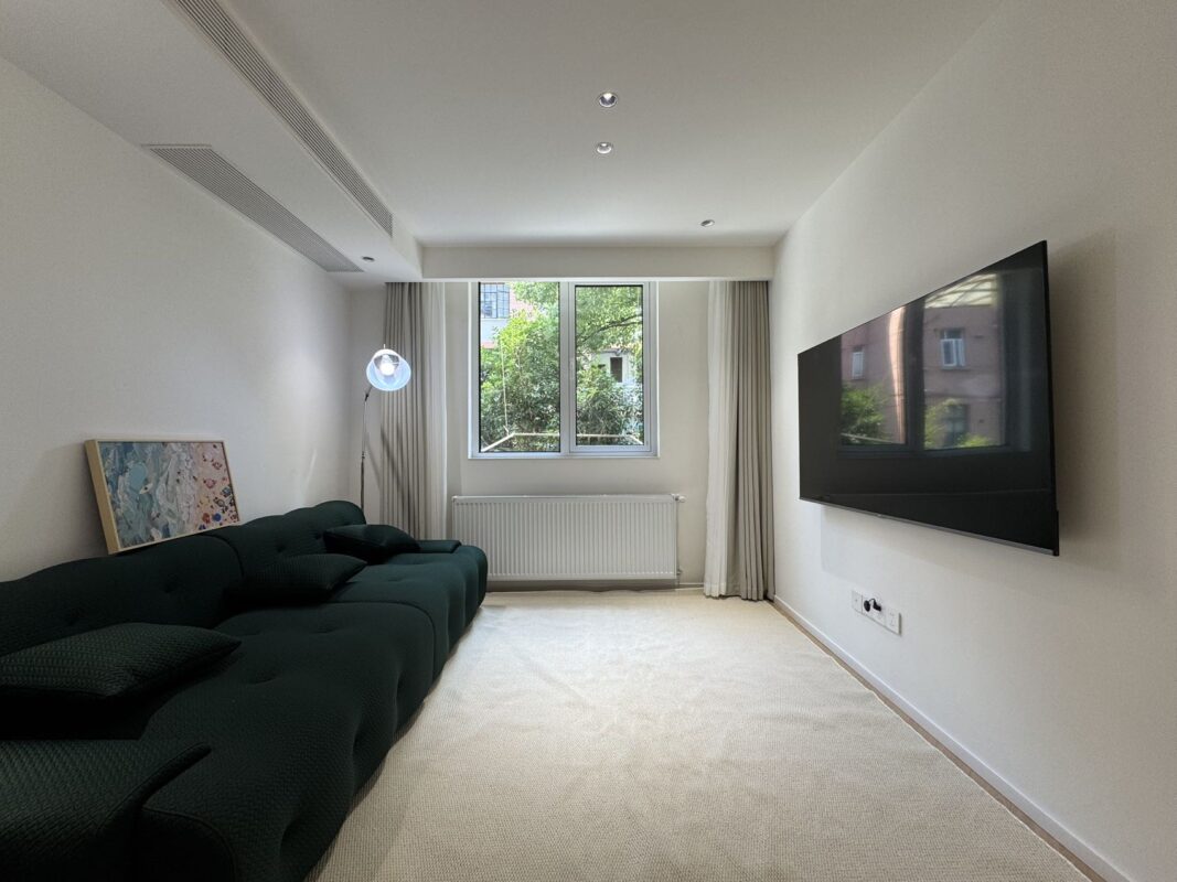 1br，14.8k，jiangsu rd（line2/11）
