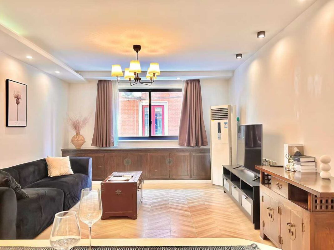 1br，12k，jing’an temple（line2/7）