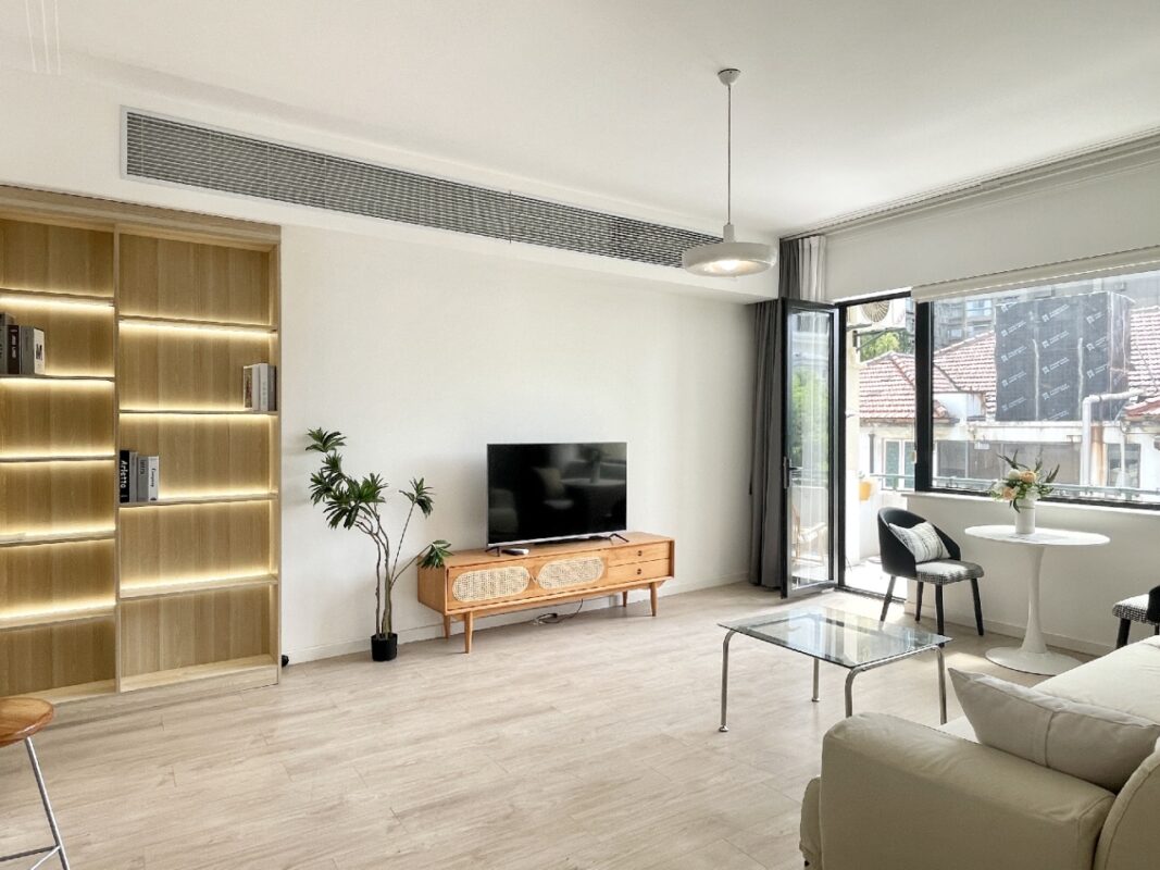 1br，17k，south Shaanxi rd（line1/10/12）