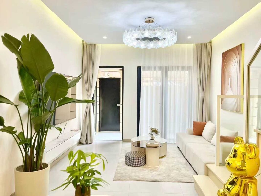 4br 3ba，28k，west nanjing rd（line2/12/13）