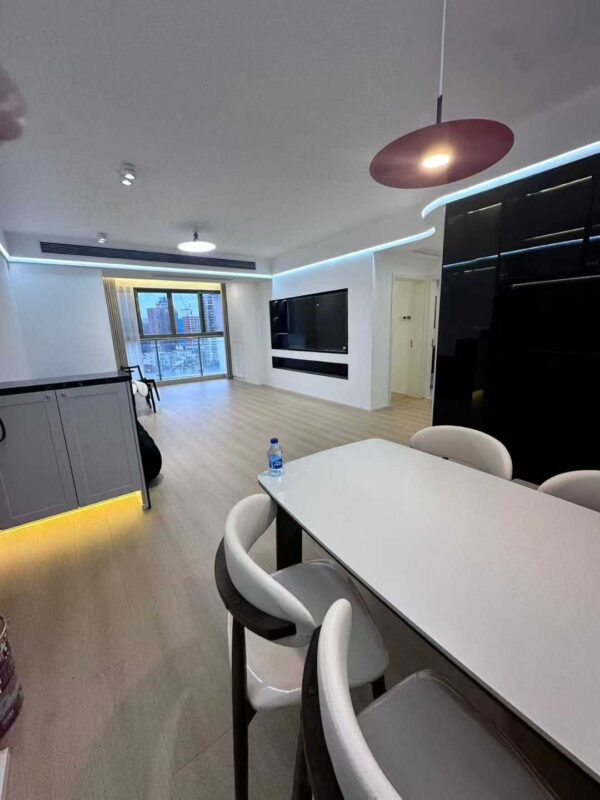 2br，22k，changping rd（line7）