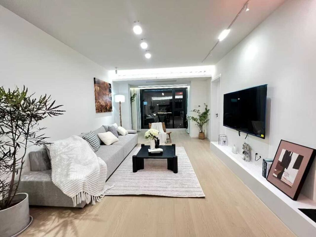 2br 2ba，21k，loushanguan rd（line2/15）