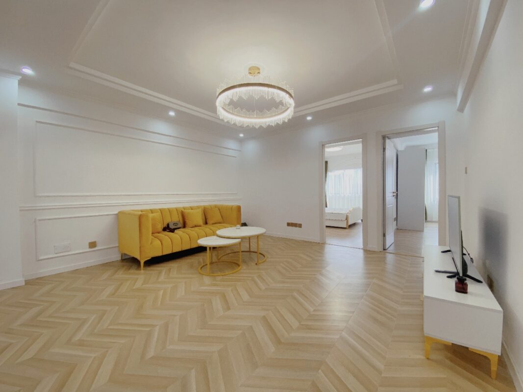 2br 2ba，*13.5k，changshou rd（line7/13）