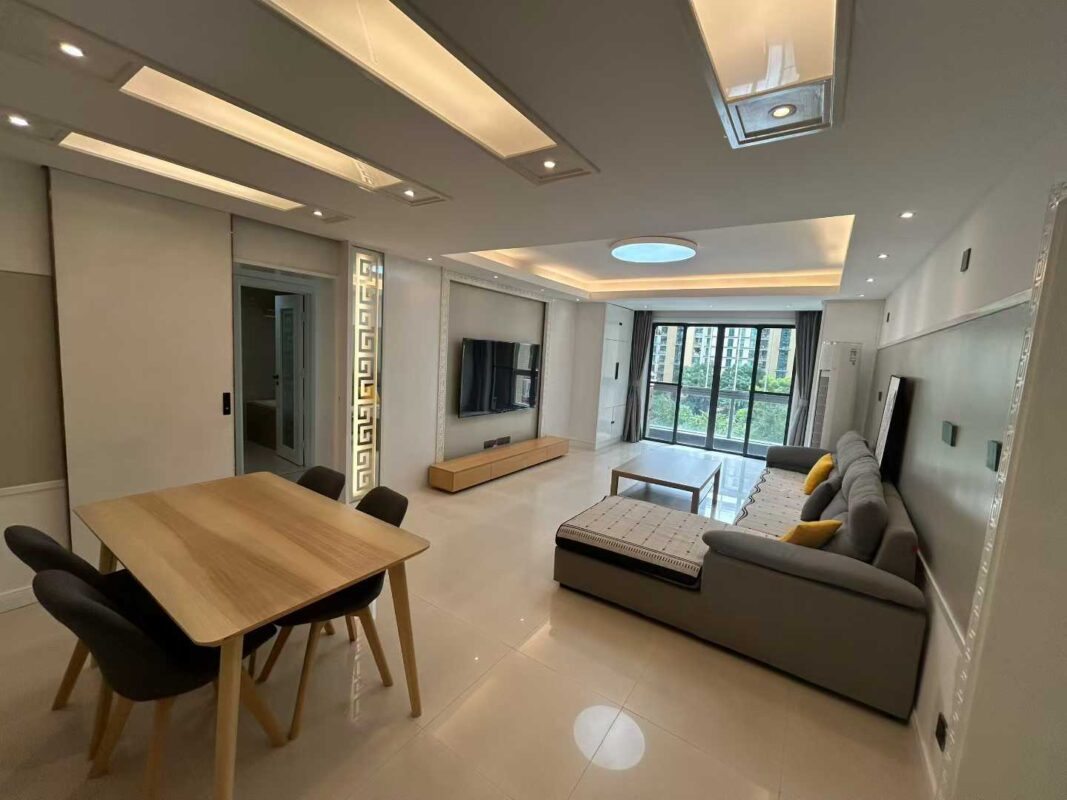 2br 2ba，19k，zhongshan park（line2/3/4)