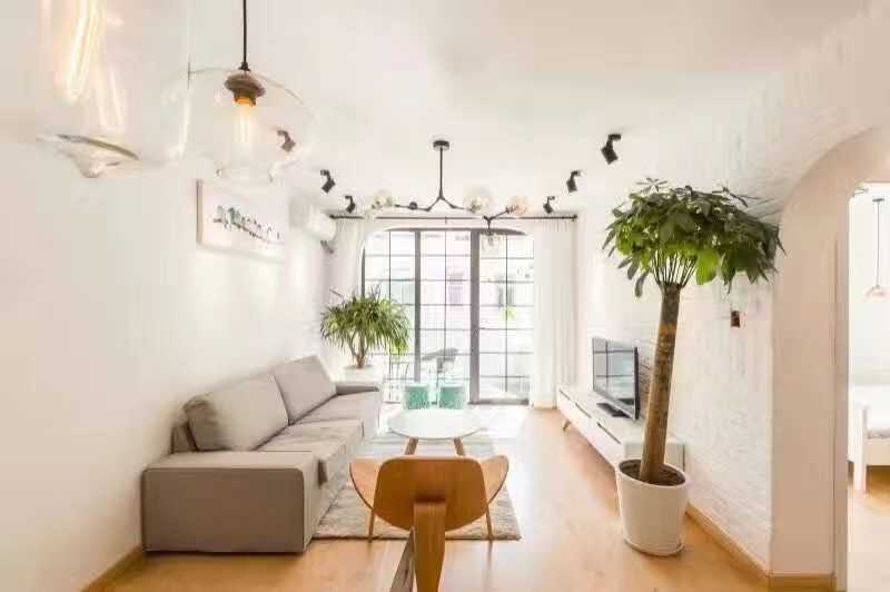 2br，16k，xintiandi（line10/13）