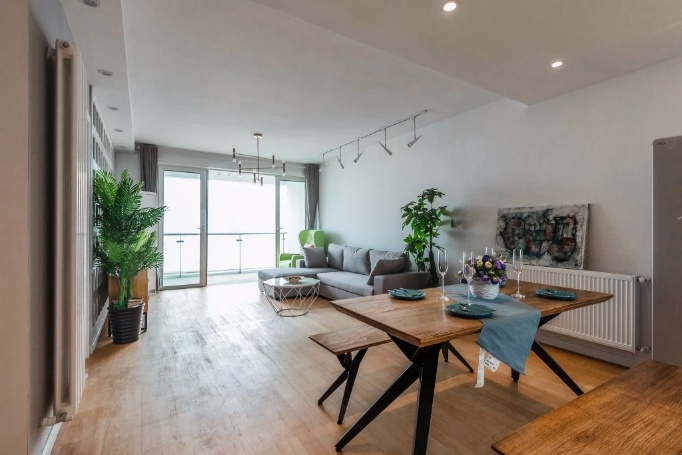 2br 2ba，17k，jiashan rd（line9/12）