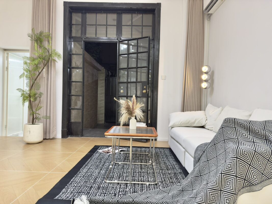 1+1br，13k，west nanjing rd（line2/12/13）