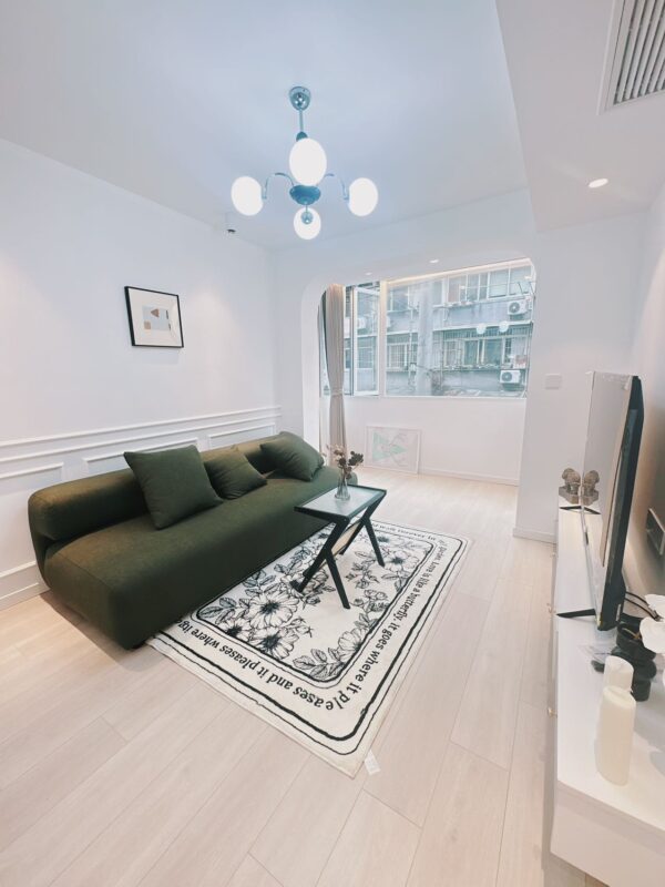 1br，7.5k，jiangsu rd（line2/11）