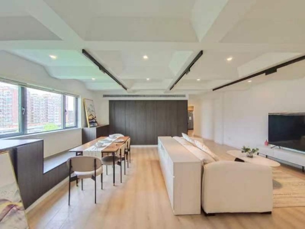 3br 2ba，22k，hongqiao rd（line3/4/10）