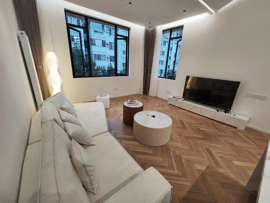 2br，15.8k，west nanjing rd（line2/12/13）