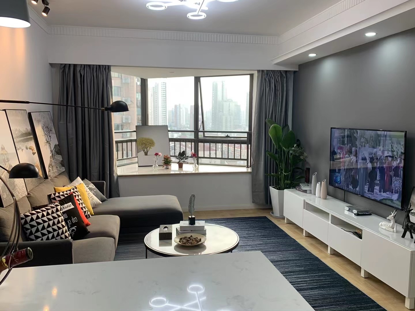 1br，13k，west nanjing rd（line2/12/13）