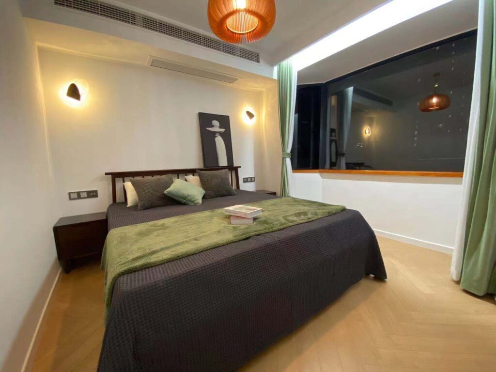 1br，13.8k，jiangsu rd（line2/11）