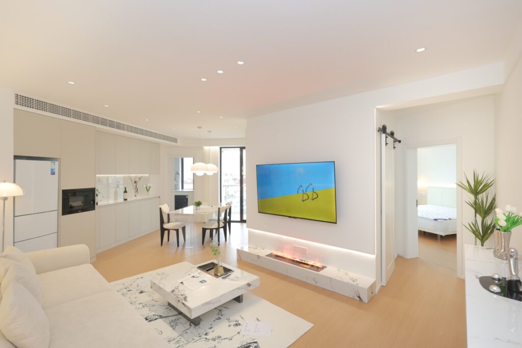 1br，14.8k，west nanjing rd（line2/12/13）