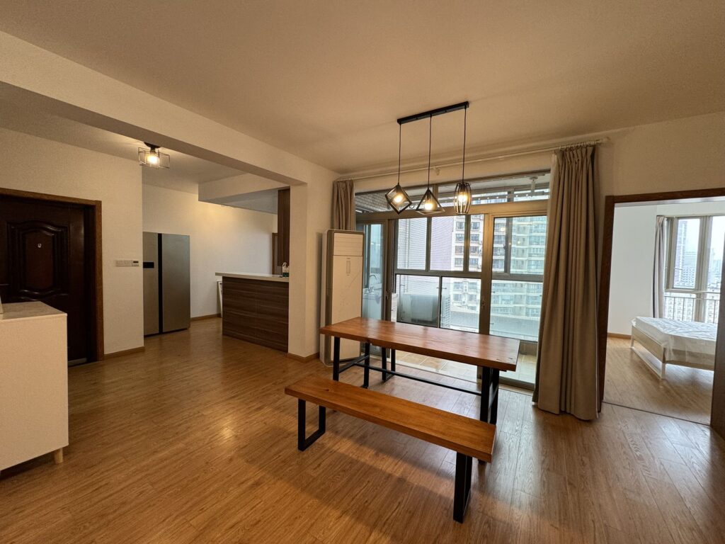 yunhe garden 2br，16k，jing’an temple（line2/7）