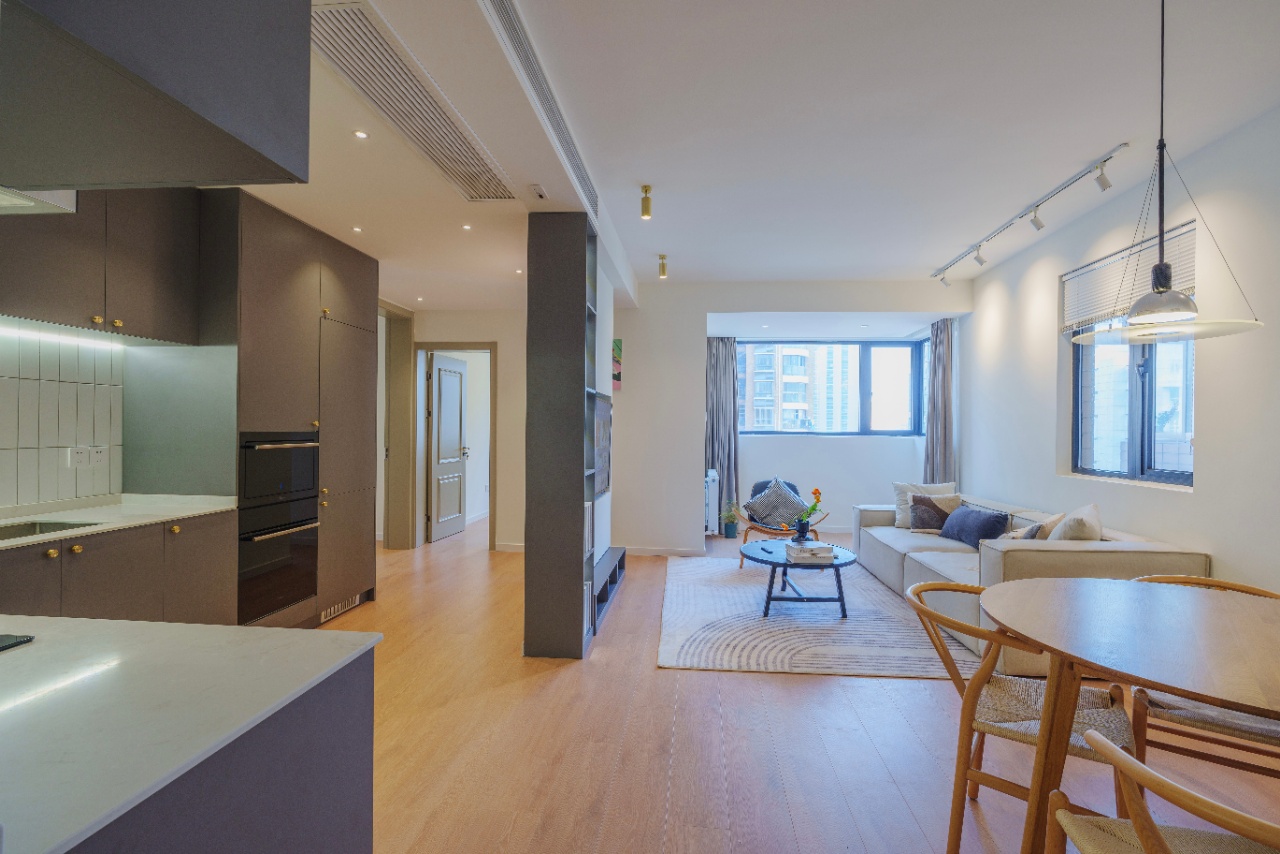 2br 2ba，*16k，changshou rd（line7/13）