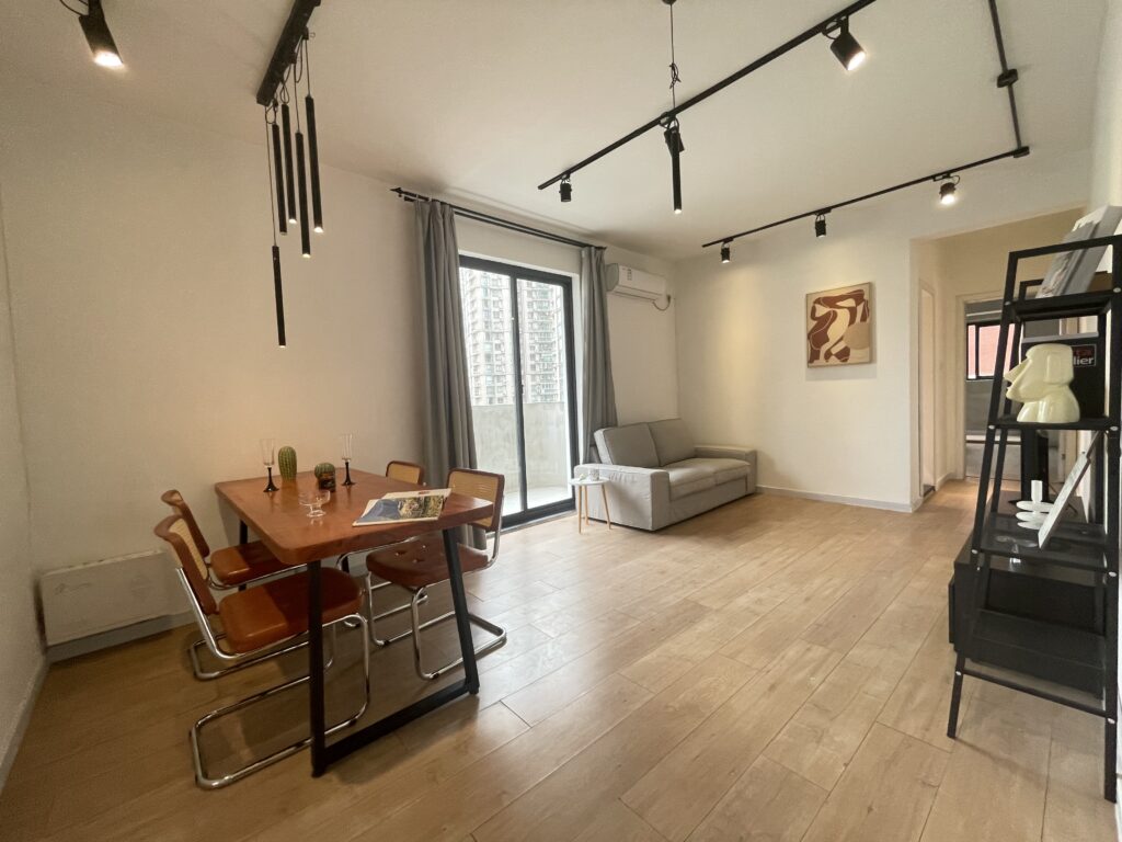3br 2ba，15k，jing’an temple（line）