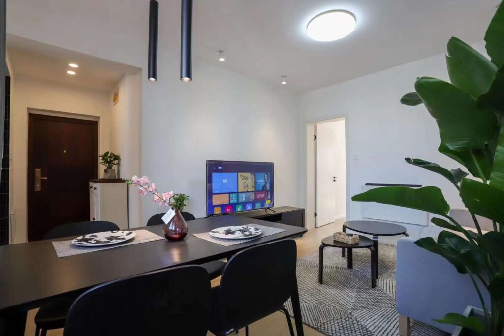 1br，12.5k，wuding rd（line14）