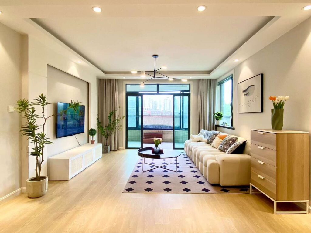 3br 2ba，30k，west nanjing rd（line2/12/13）