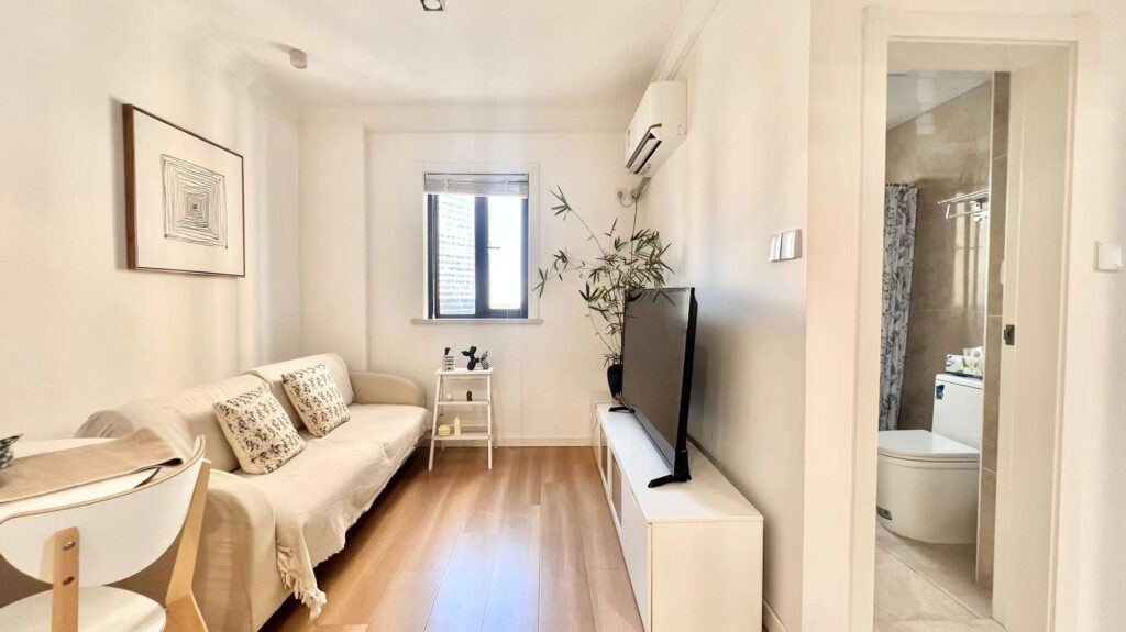 1br，9k，jiangsu rd（line2/11）