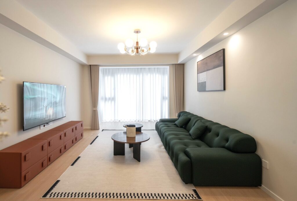 2br，20k，loushanguan rd（line2/15）