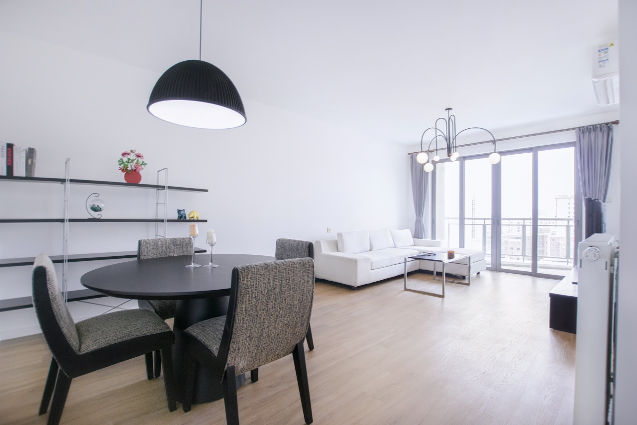 1br，15.5k，xujiahui（line1/9/11）