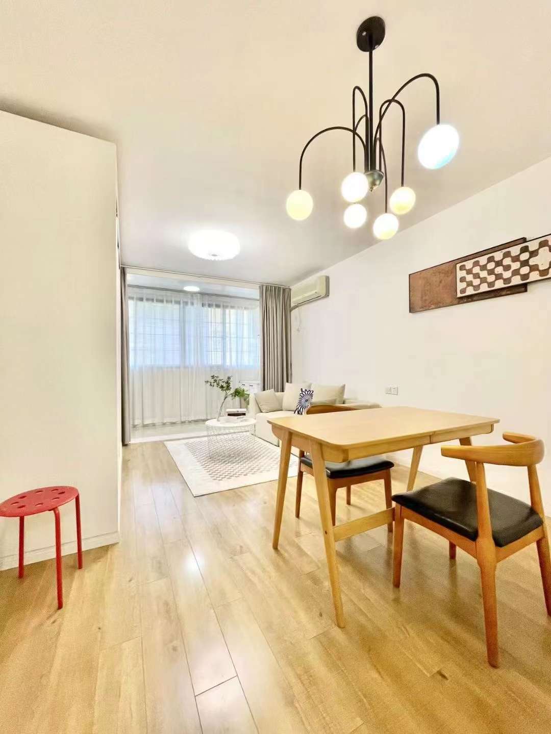 1br，8.9k，jiangsu rd（line2/11）