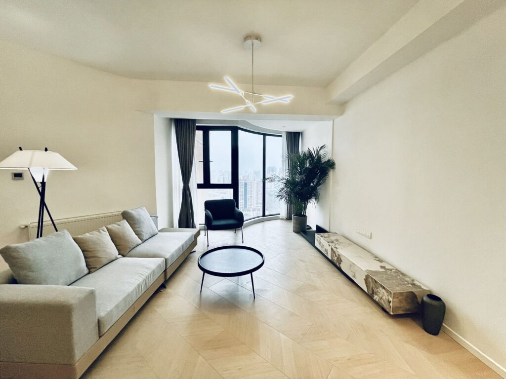 3br 2ba，21k，shanghai stadium（line4）