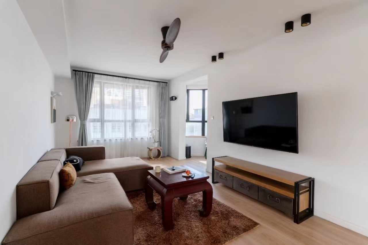 3br 2ba，19k，west nanjing rd（line2/12/13）