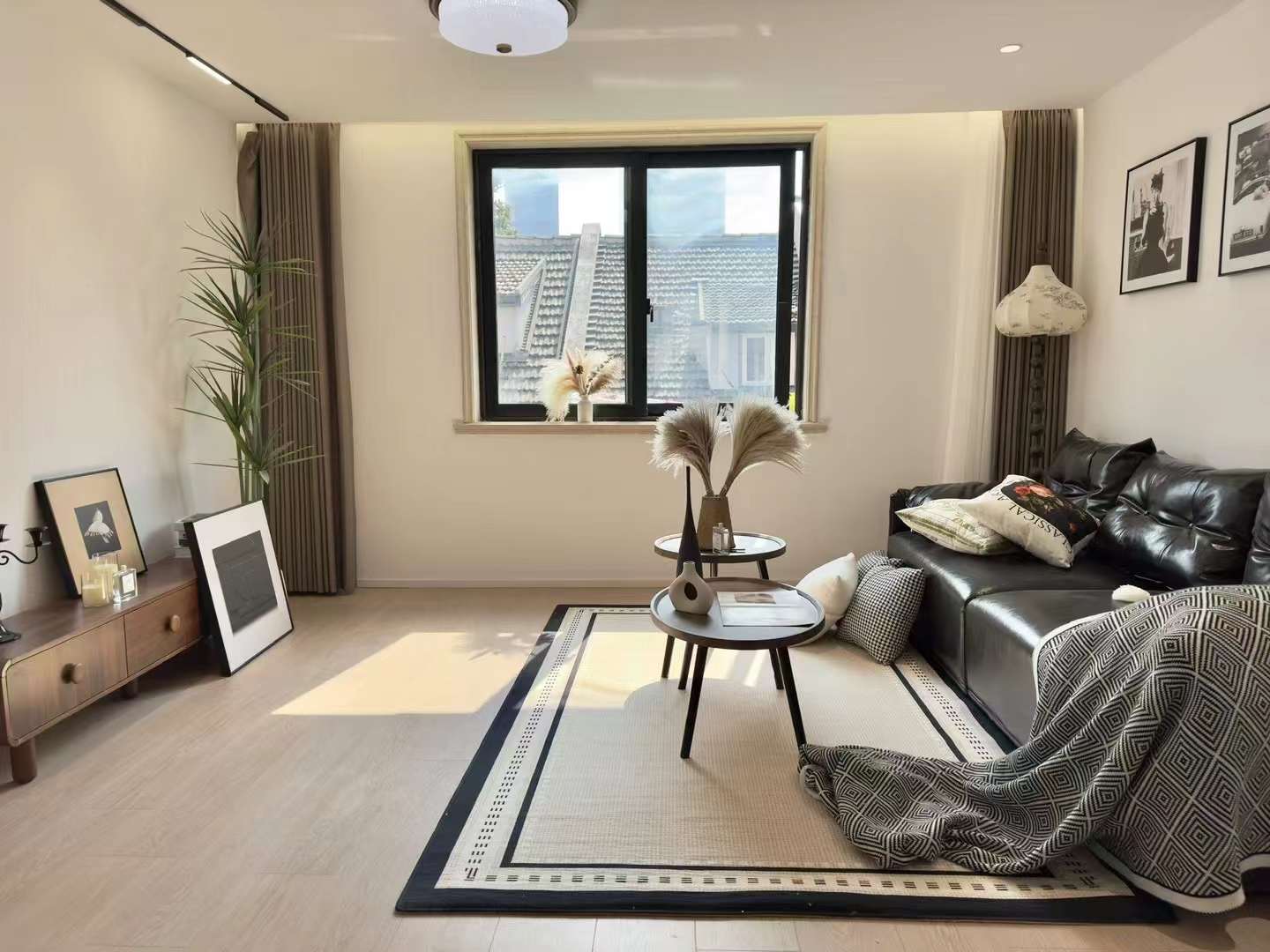 2br 2ba，16k，jing’an temple（line2/7）