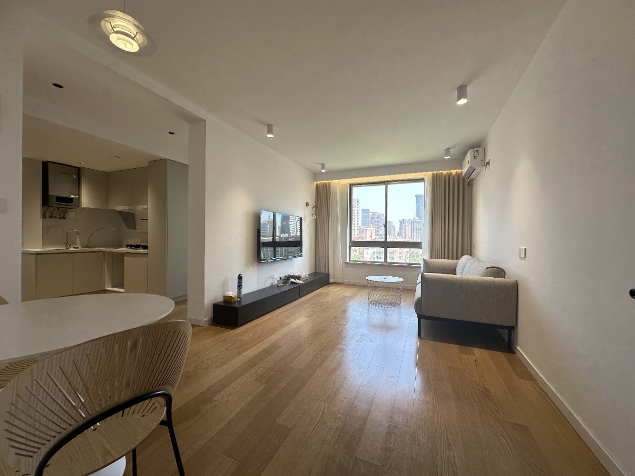 1br，15.5k，jing’an temple（line2/7）