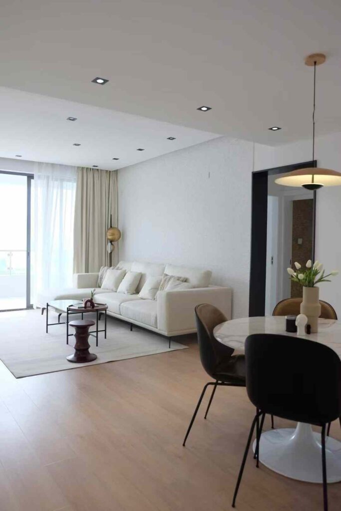 3br 2ba，32k，west nanjing rd（line2/12/13）