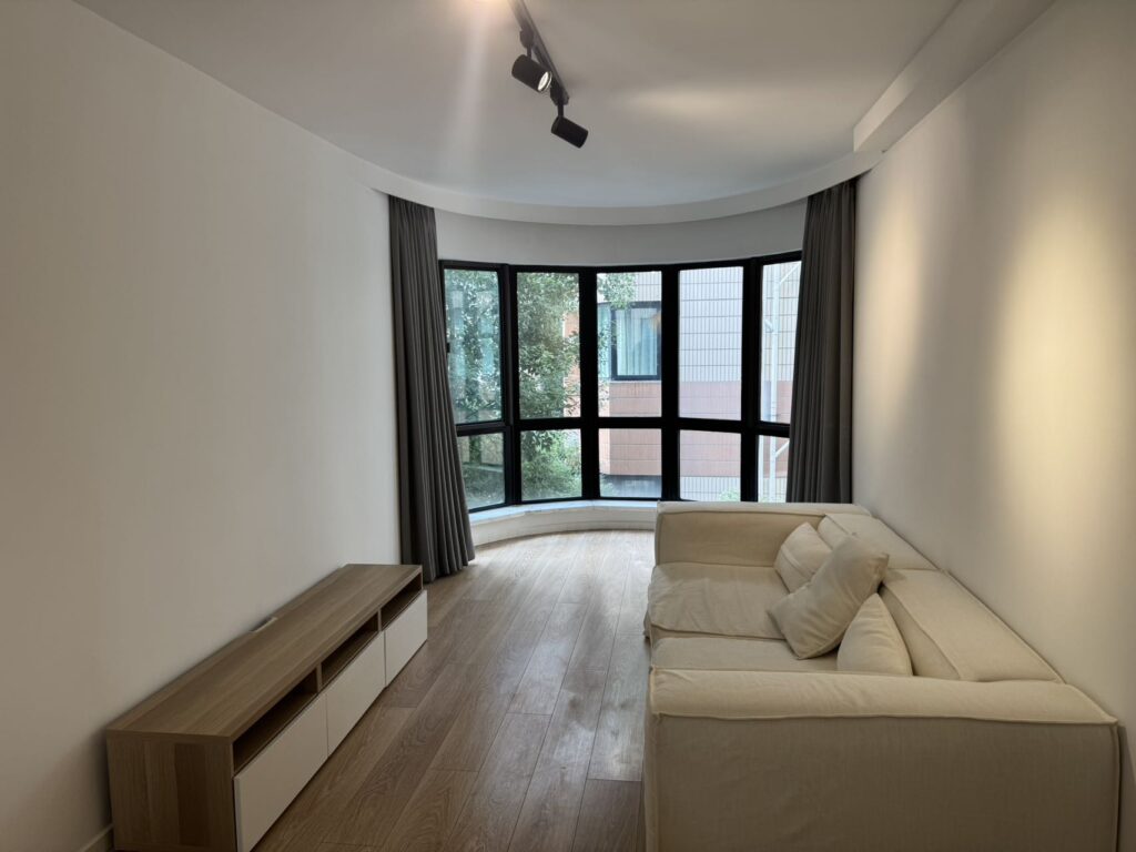 2br，16.5k，south Shaanxi rd（line1/10/12）