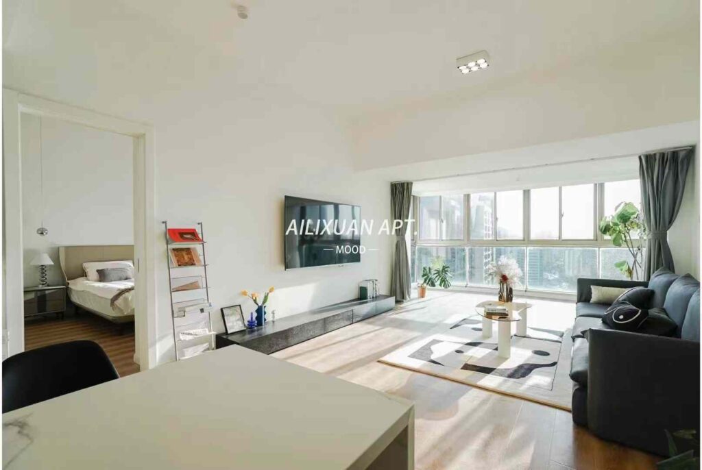 2br 2ba，24k，jing’an temple（line2/7）