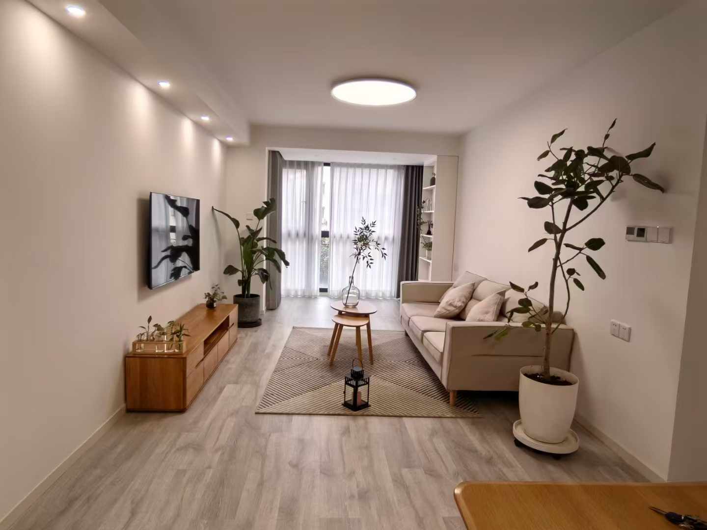 2br 2ba，18k，xujiahui（line1/9/11）