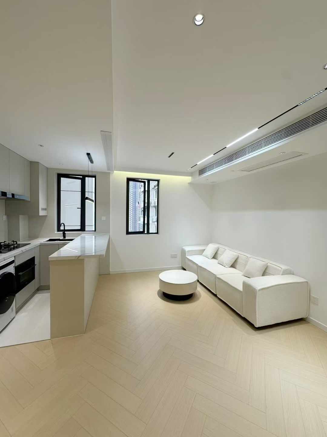 1br，*11.8k，jing’an temple（line2/7）