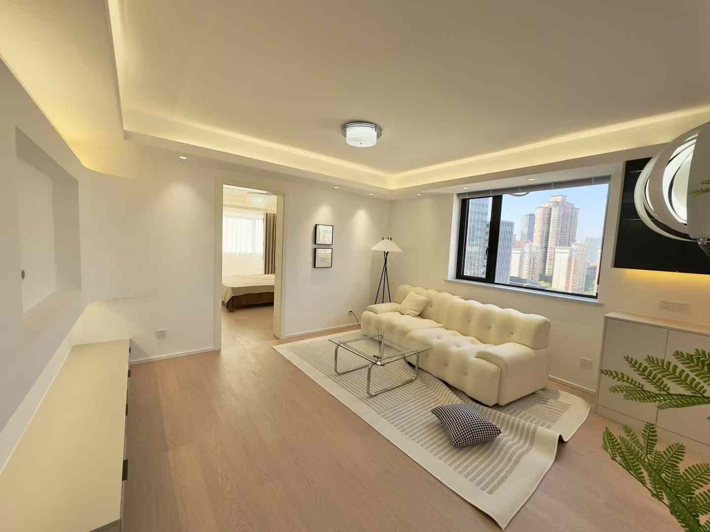 2+1br，18k，jiaotonguniversity（line10/11）