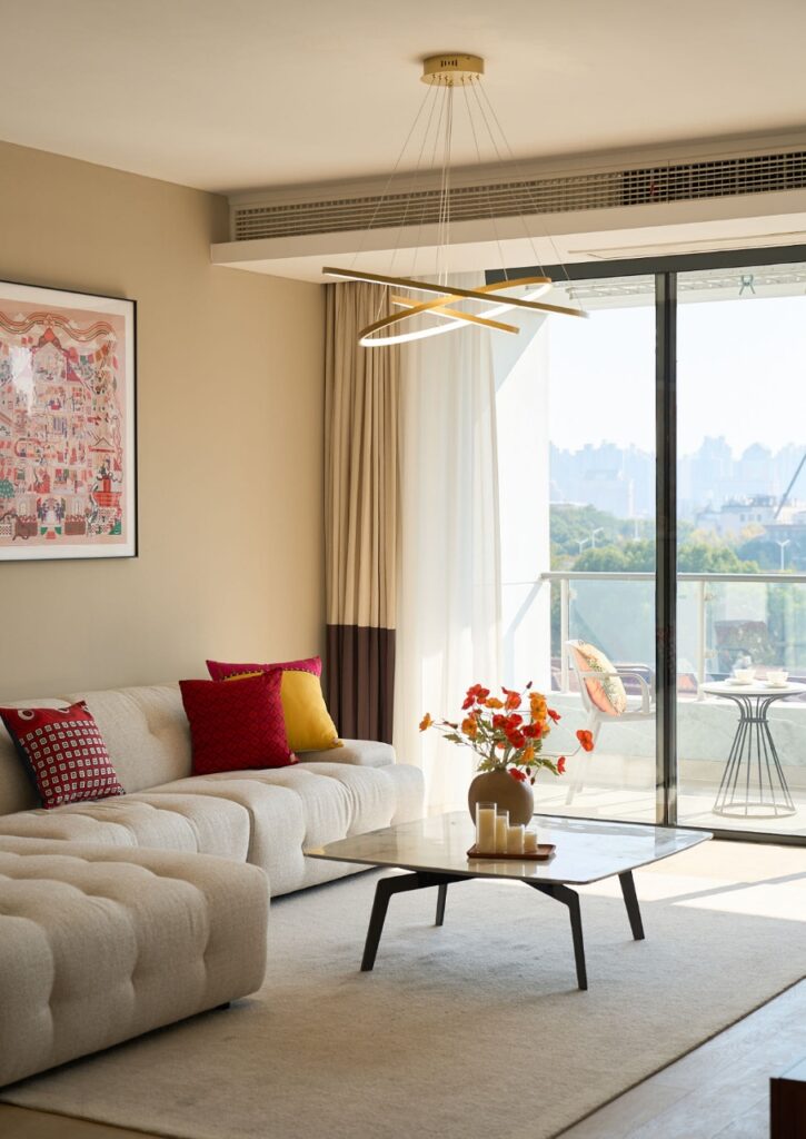 3br 2ba，35k，west nanjing rd（line2/12/13）