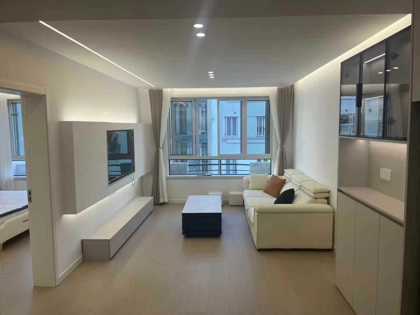 1br，12k，west nanjing rd（line2/12/13）