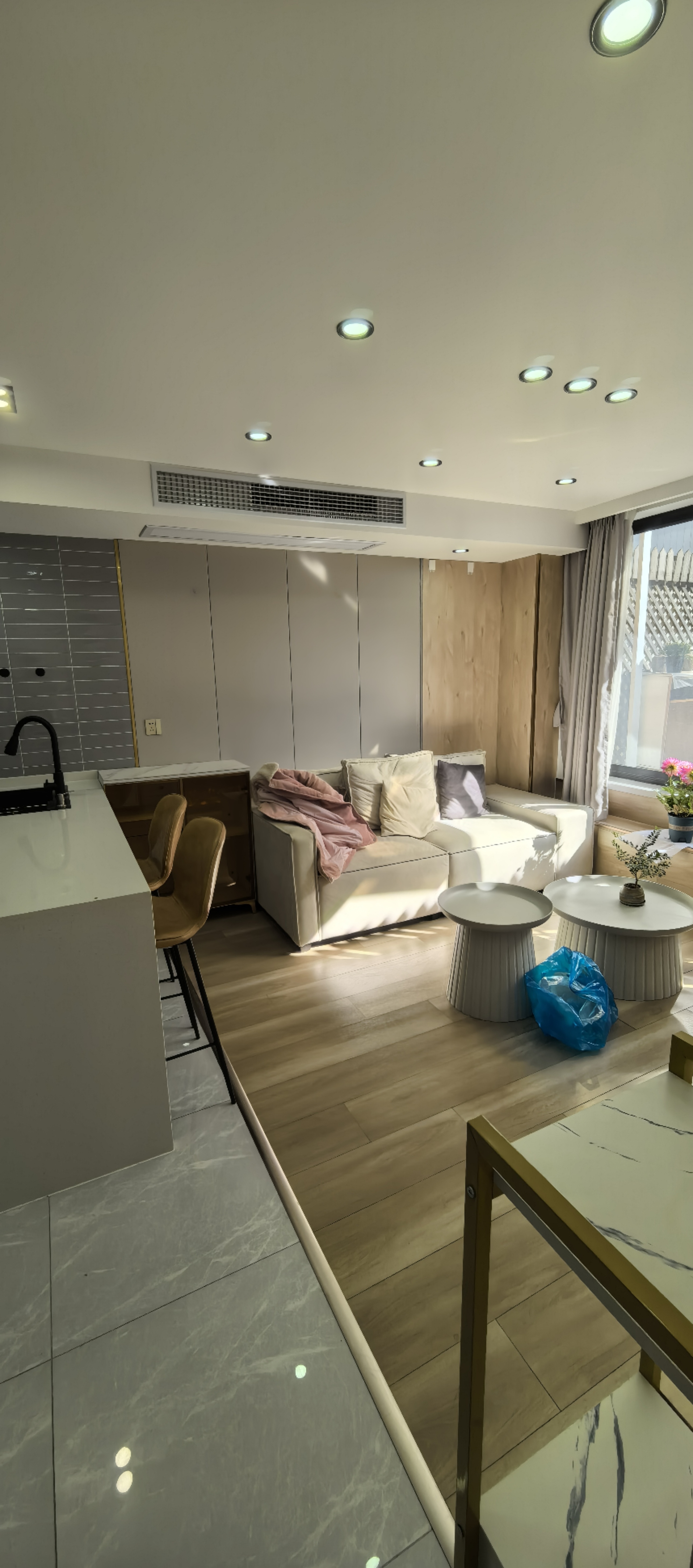 1br，12.8k，jing’an temple（line2/7)