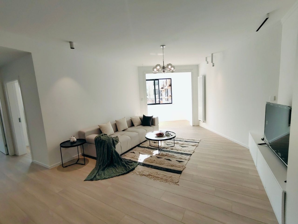 2br 2ba，16k，xujiahui(line1/9/11)