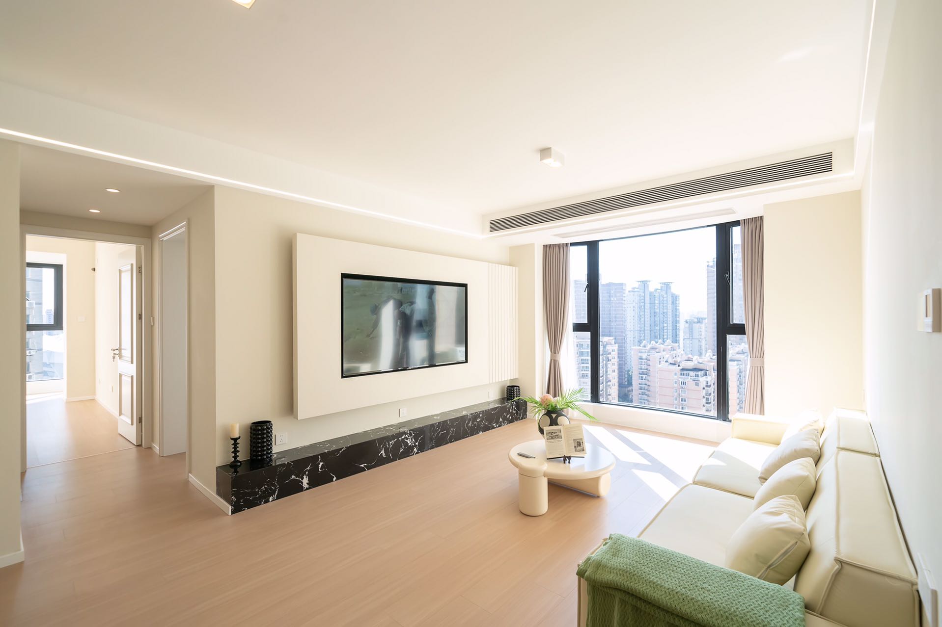 2br 2ba，21k，shanghai stadium（line4）