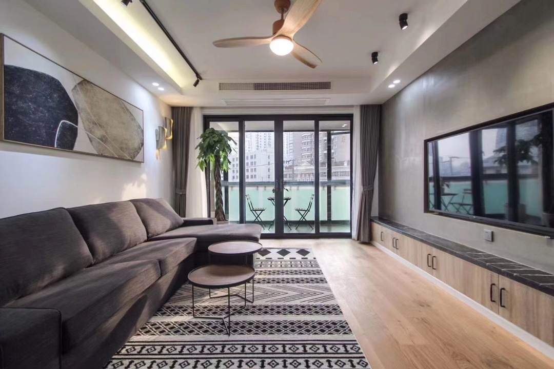 3br 2ba，25k，xujiahui(line1/9/11)