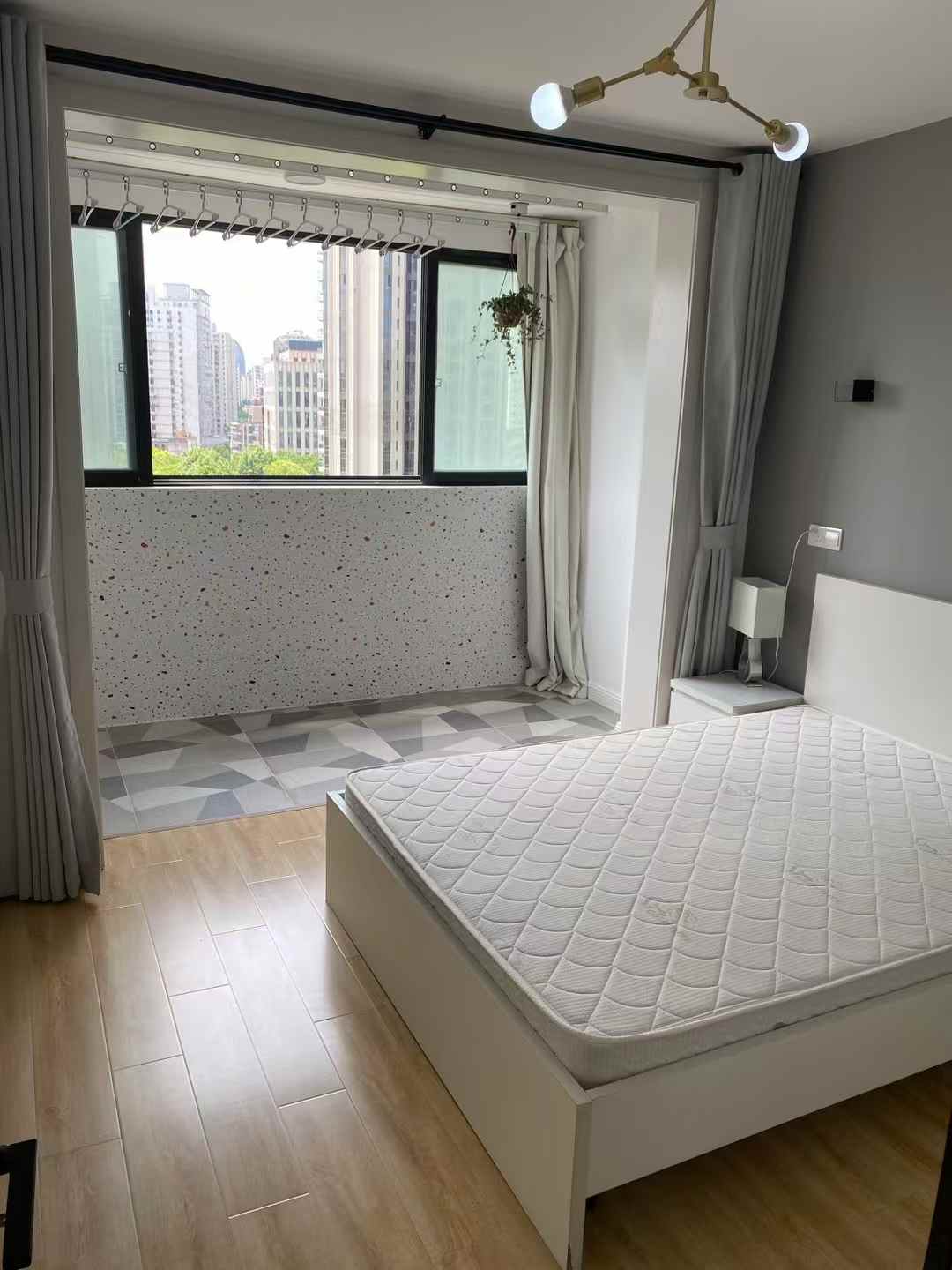 2br，12k，jiaotong university（line10/11）