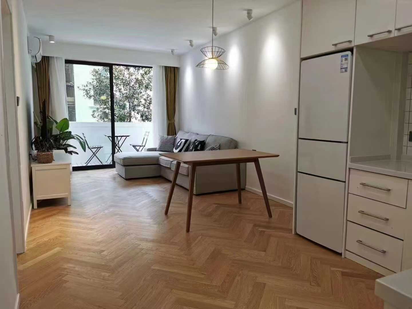 1br，11.5k，jiangsu rd（line2/11）