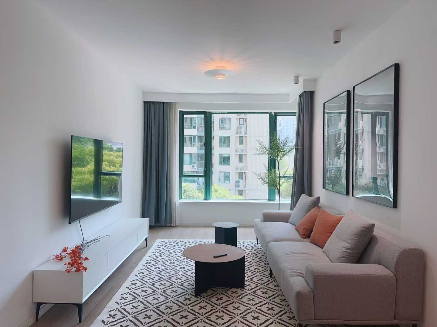 2br，20k，xujiahui(line1/9/11)