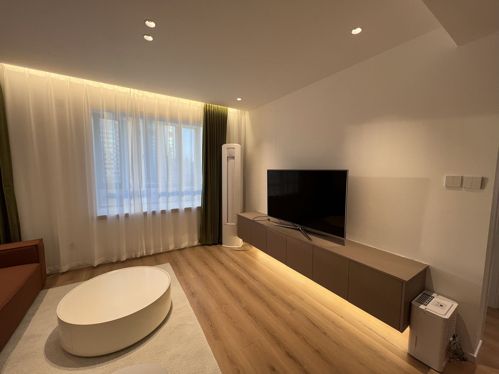 2br，18.8k，west nanjing rd（line2/12/13）