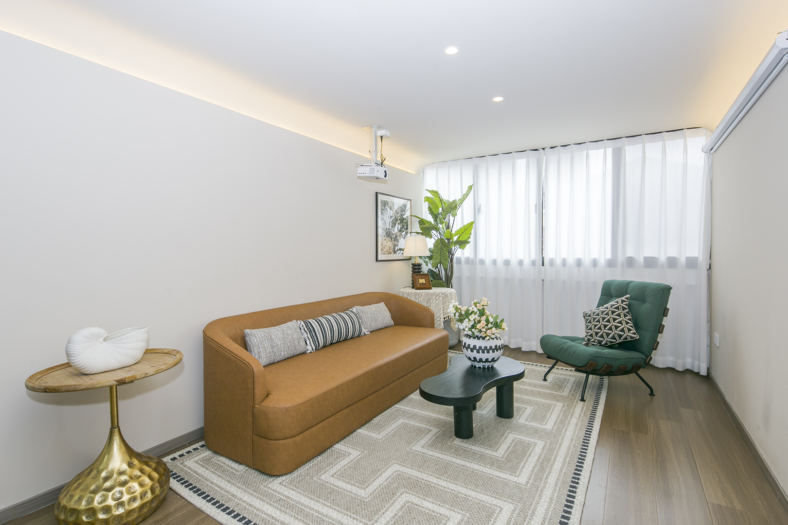3br 2ba，18k，jiaotong university（line10/11）